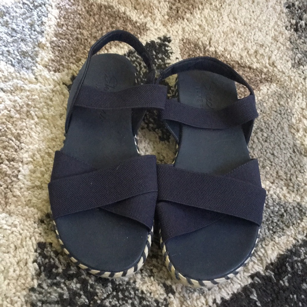 Skechers Luxe Foam Sandal